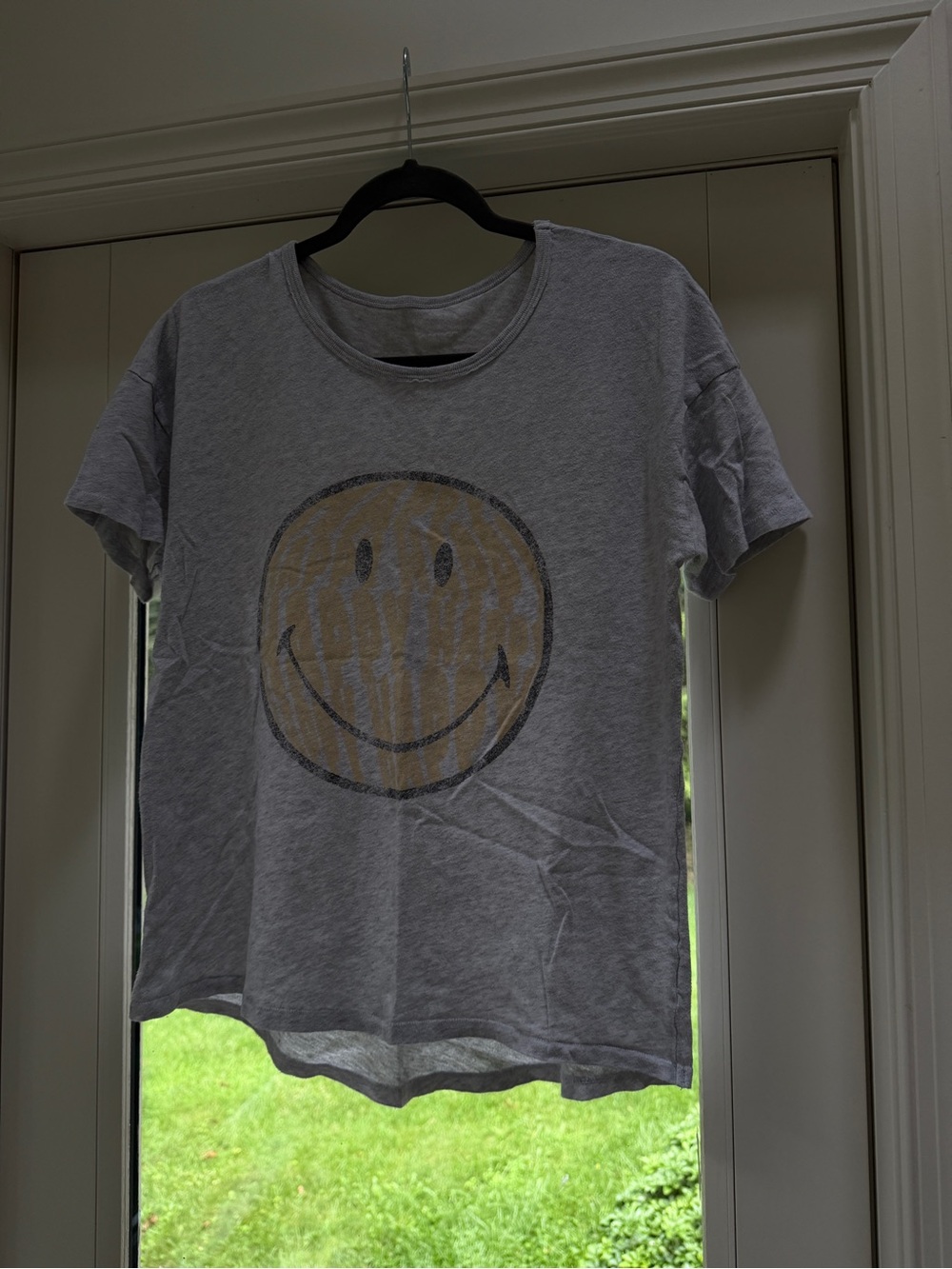 Gray Short Sleeve Smiley Tee - Casual Everyday Top